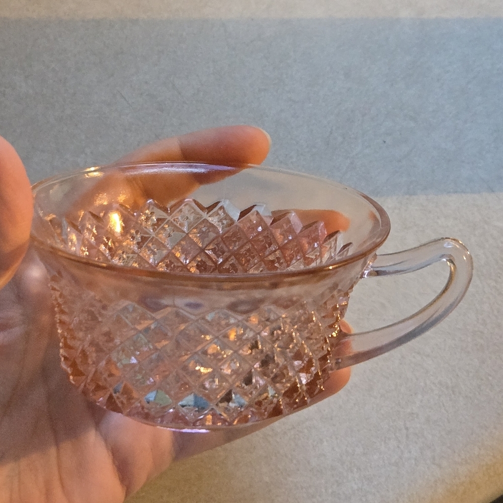 Vintage Anchor Hocking Miss America Pink Glass Teacup - Picture 5 of 5